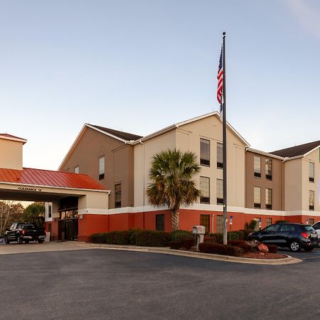 Holiday Inn Express & Suites Milton East I-10, An Ihg Hotel Exterior foto